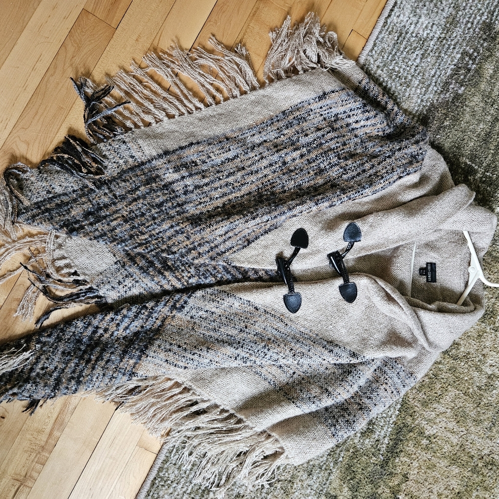 Coco & Carmen shawl